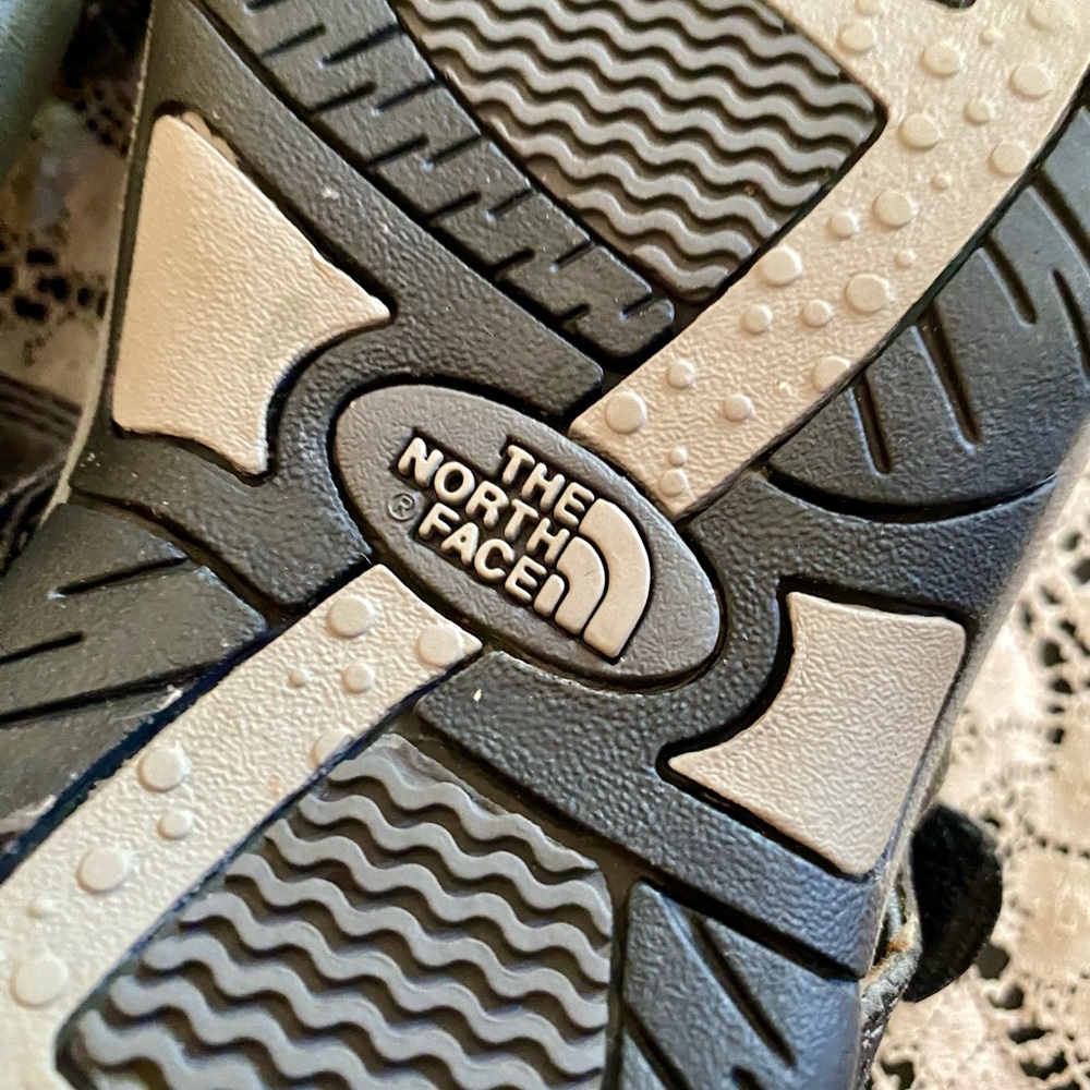 The North Face Black and Gray Sandals - Picture 10 of 12